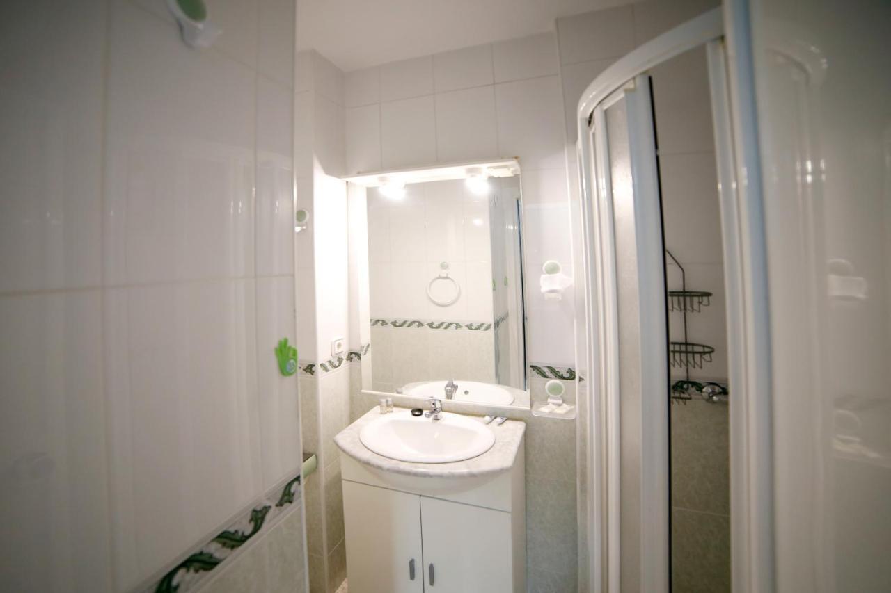 Apartamentos Dc ベナルマデナ エクステリア 写真