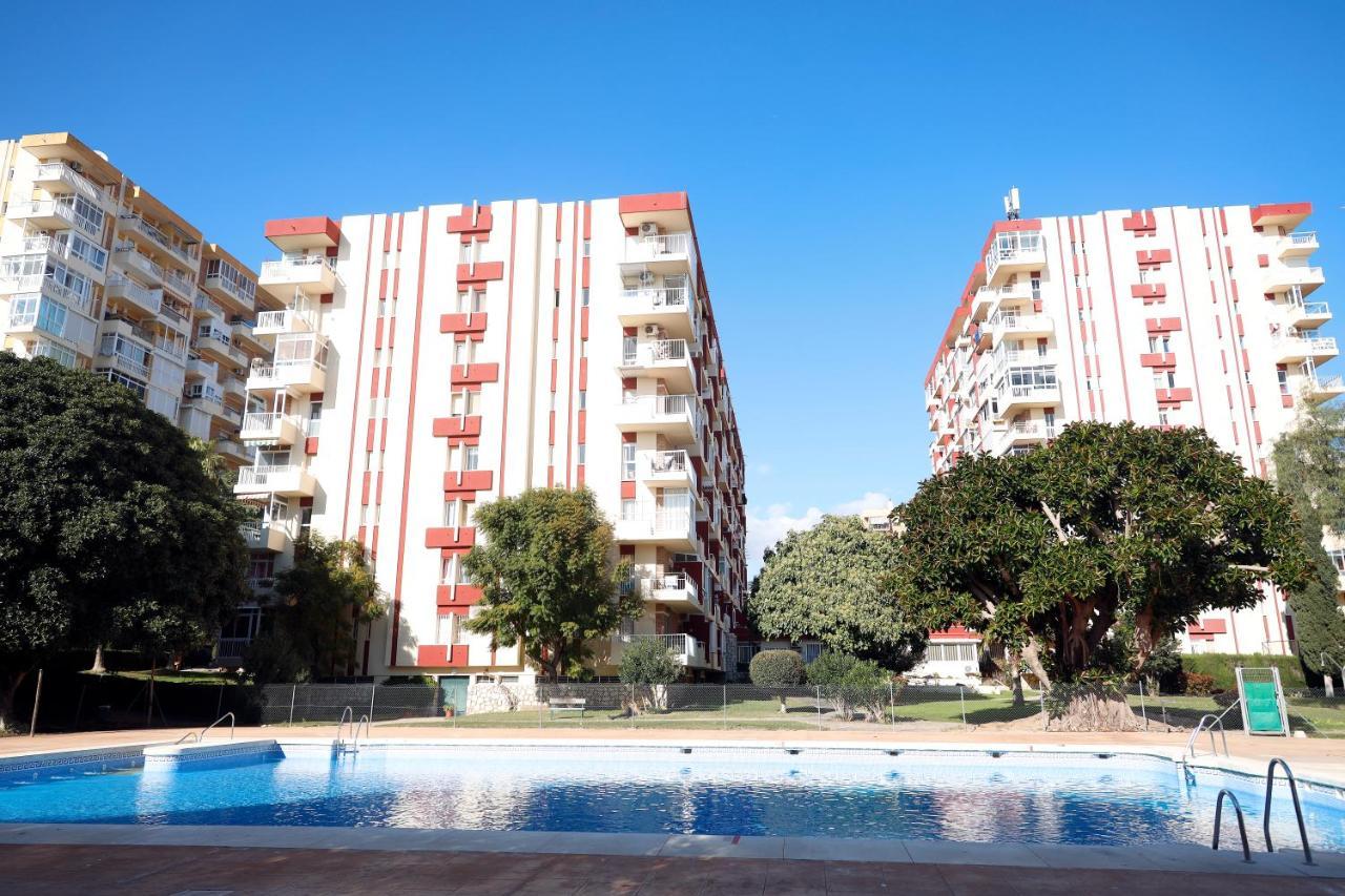 Apartamentos Dc ベナルマデナ エクステリア 写真